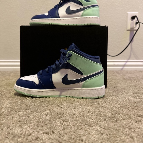 brand-new jordan 1 mid blue mints - Picture 8 of 11